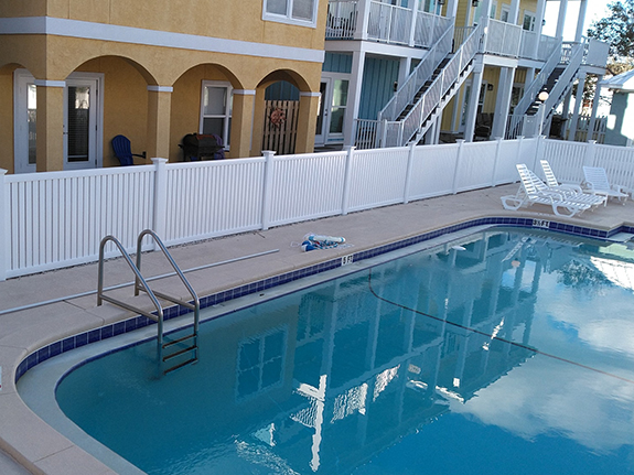 commercial grade vinyl amenity fence installation florida